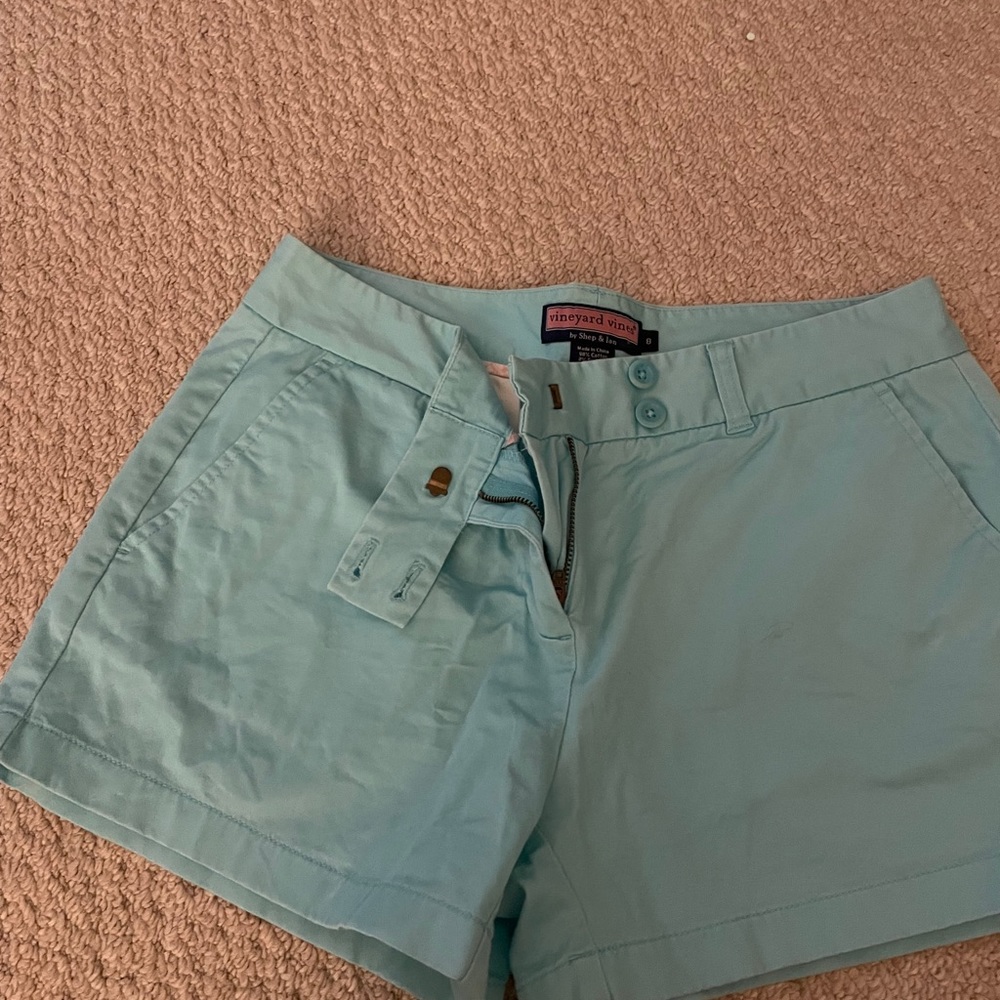 Vineyard vines shorts